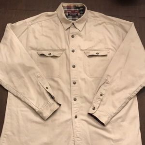 Fully Lined Men’s XL Roundtree & Yorke Shirt